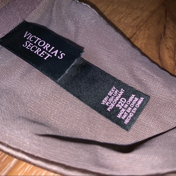 VS Very Sexy Strappy Back Push Up 🖤 - Picture 4 of 4